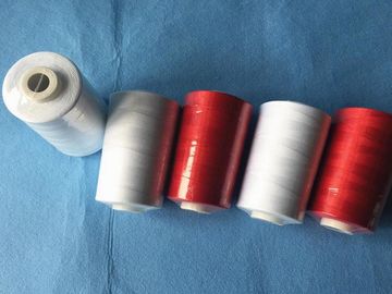 Chiny 5% przędzy poliestrowej rdzeniowej z włókien poliestrowych 40/2, 100 poliestrowych nici do szycia 3000m długości dostawca